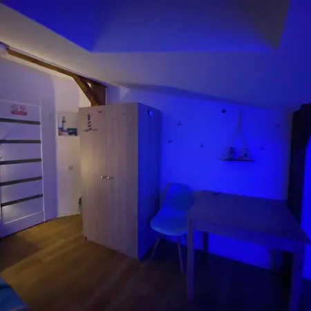 Sea World Mansarda 公寓 *