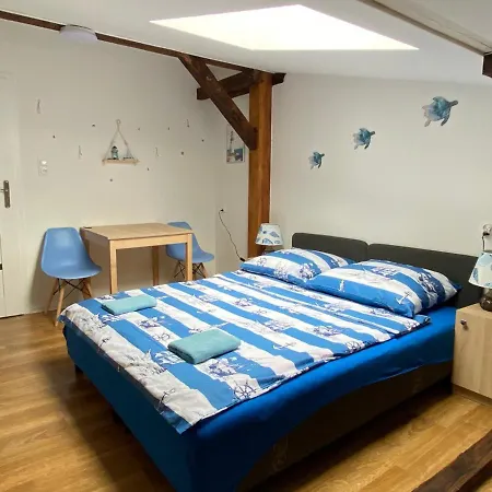 Sea World Mansarda Appartement *