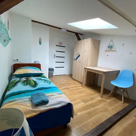 Sea World Mansarda 公寓 *