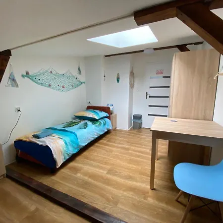 Sea World Mansarda 格但斯克