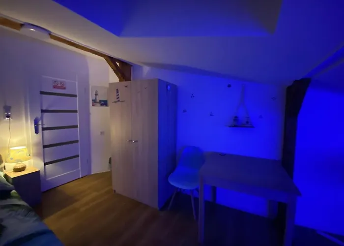 Sea World Mansarda Апартаменты *