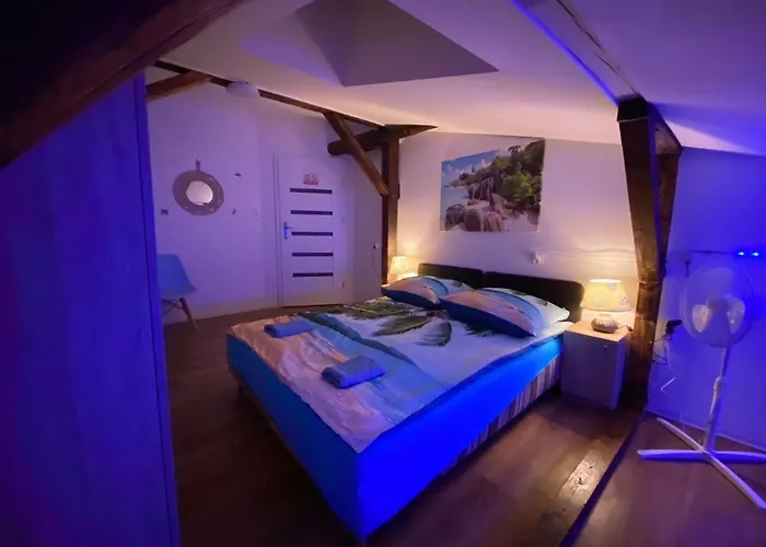 Sea World Mansarda Апартаменты