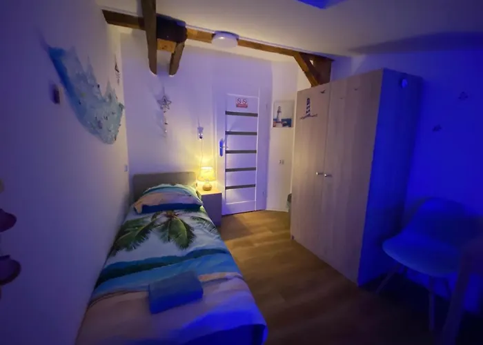 Sea World Mansarda Апартаменты