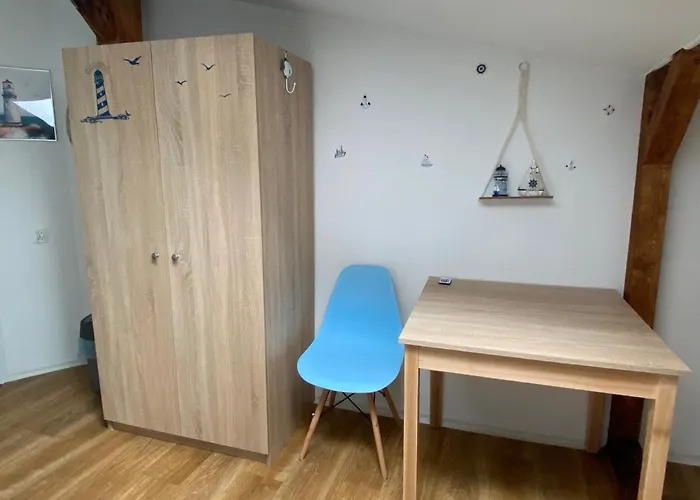 Sea World Mansarda Апартаменты *