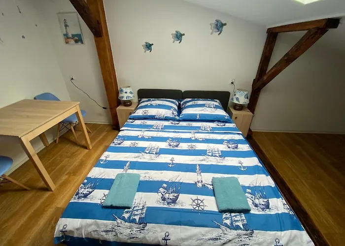 Апартаменты Sea World Mansarda