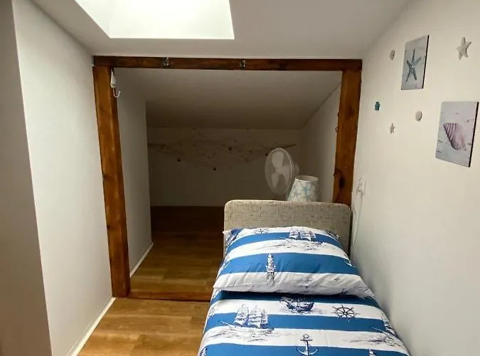 Апартаменты Sea World Mansarda