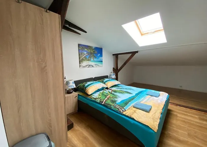 Апартаменты Sea World Mansarda