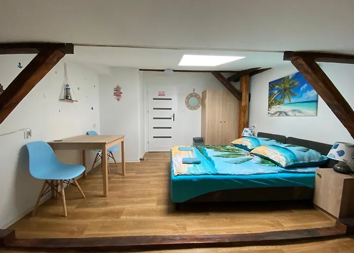 Апартаменты Sea World Mansarda *