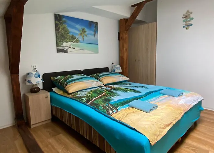 Апартаменты Sea World Mansarda